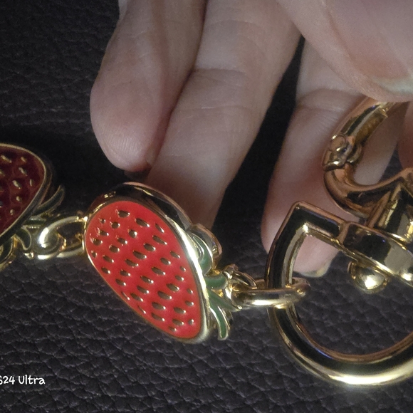 Strawberry 🍓 Chain Extension New - Picture 3 of 5